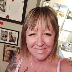 Meet your Posher, Shelly